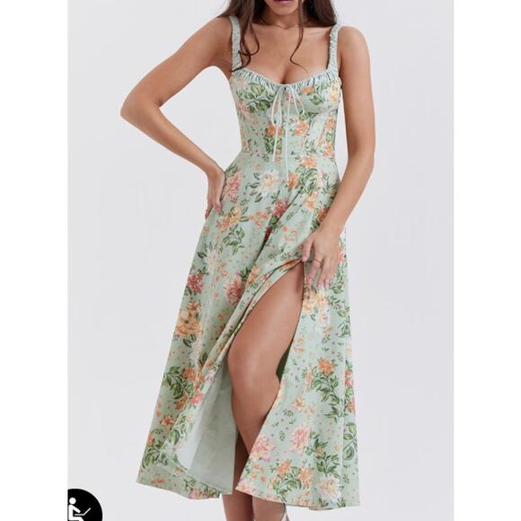 House of CB Dresses & Skirts - Green Cottage Floral House of CB Dress Size M